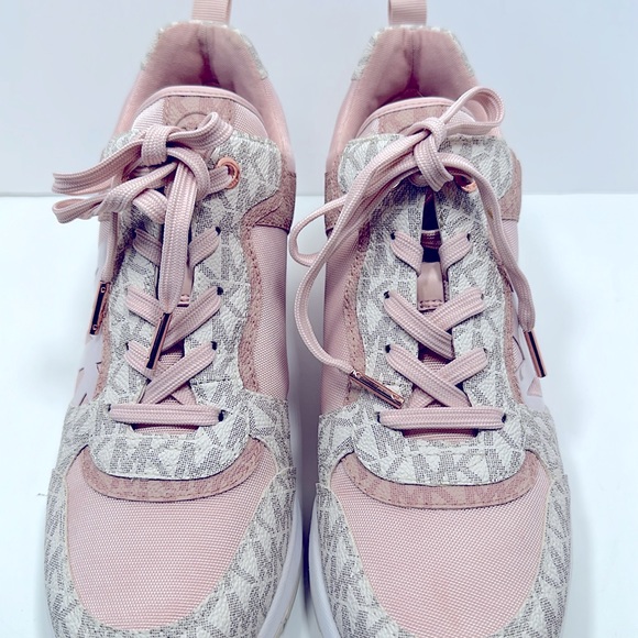 NIB Michael Kors Wilma Trainer Sneaker Sz 9, Pink - Picture 6 of 14
